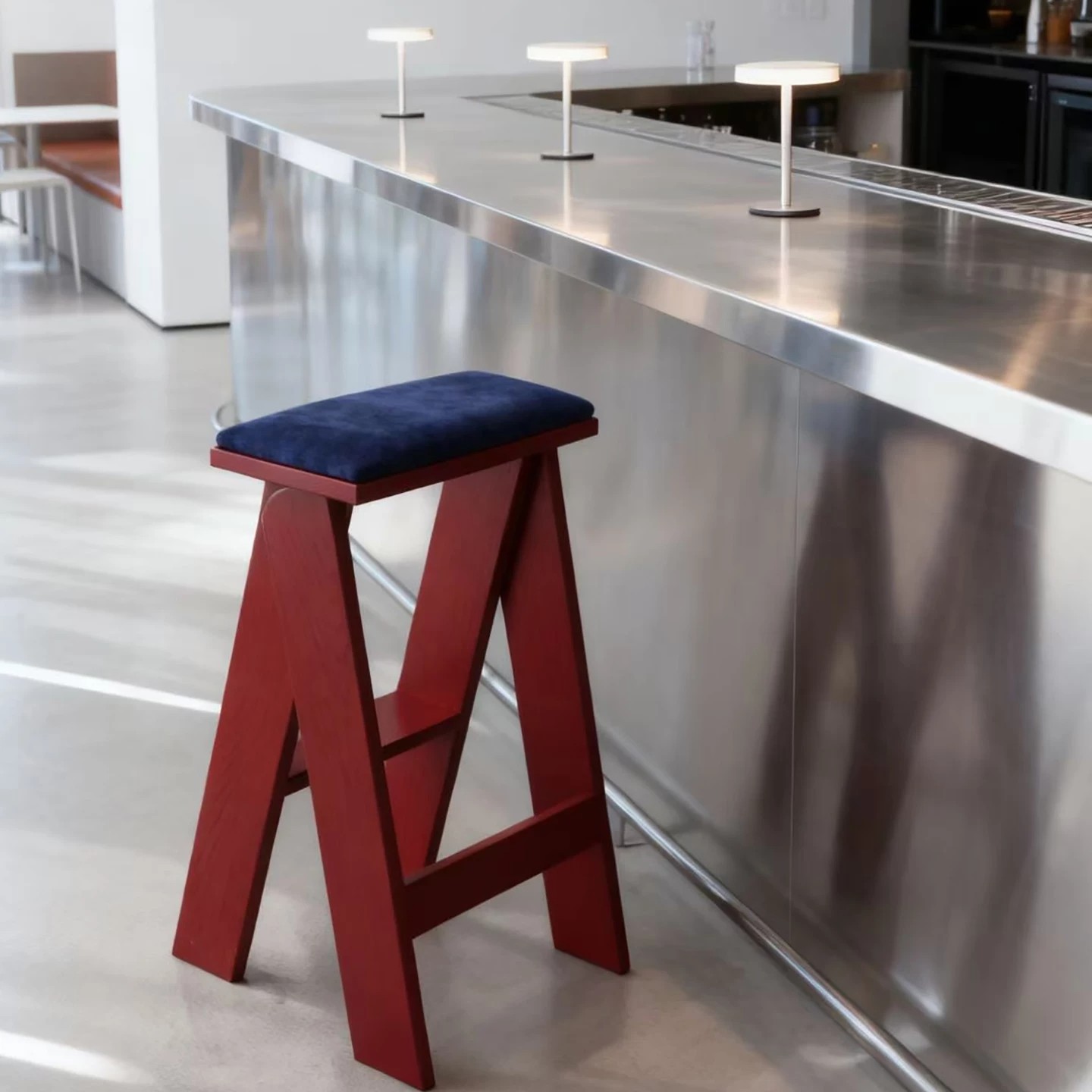 Tabouret de bar moderne pliabl - Commercial Kitchen And Bar avis et prix